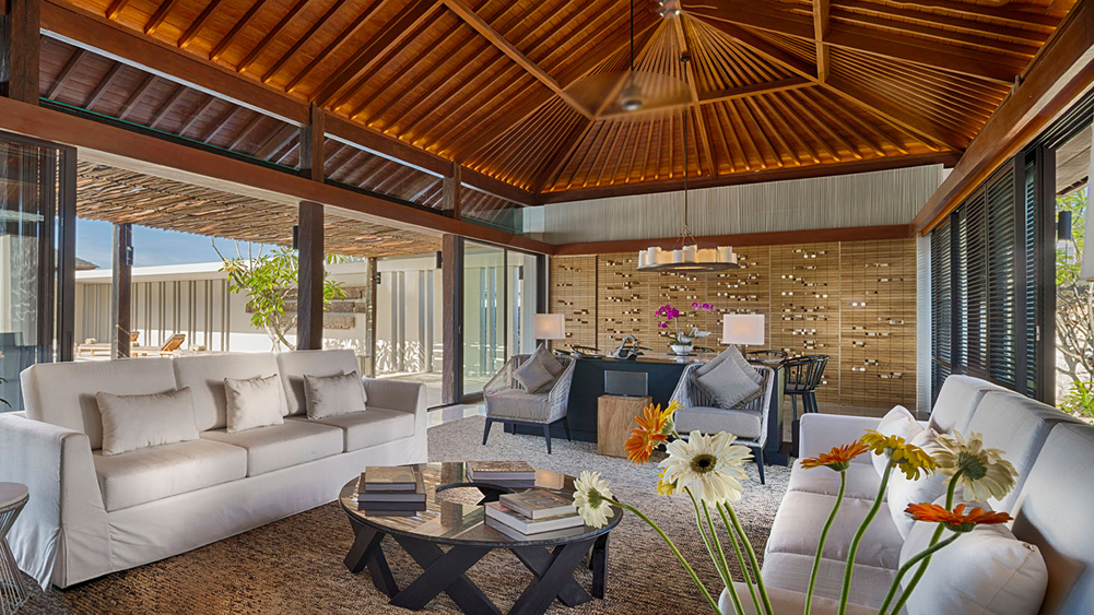 Sohamsa Estate - Villa Hamsa - Relaxing living area